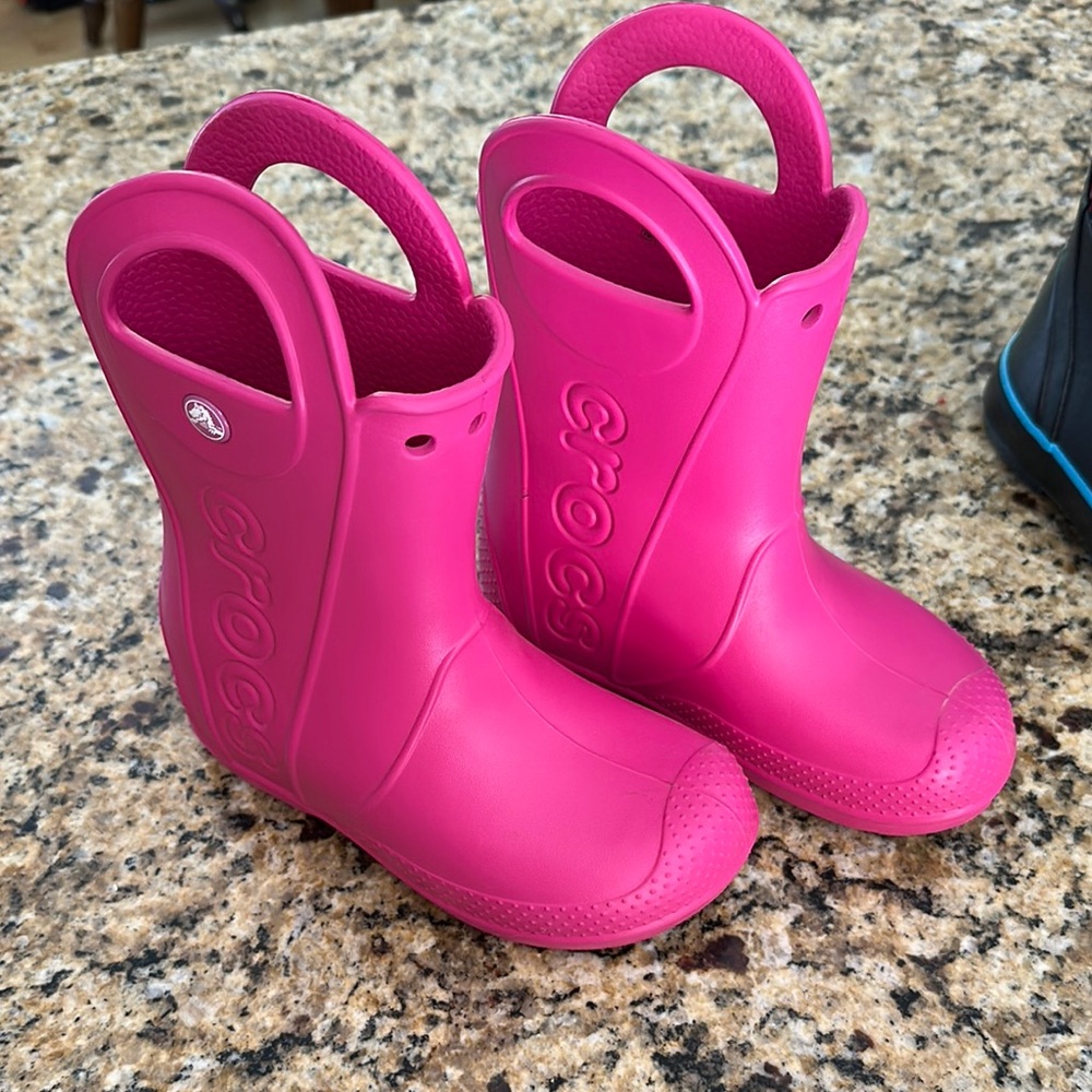 CROCS Kids Fuchsia Rain Boots